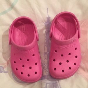 Girls crocs